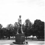 The headquarters statue in Suur-Savo square/Marski square.