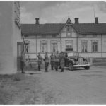 Presidentti Mannerheim saapuu päämajaan.